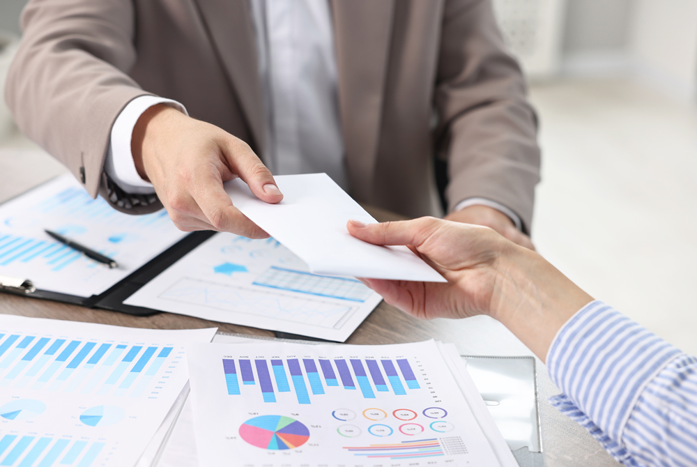 Can employers pay workers in 10- or 15-minute increments?