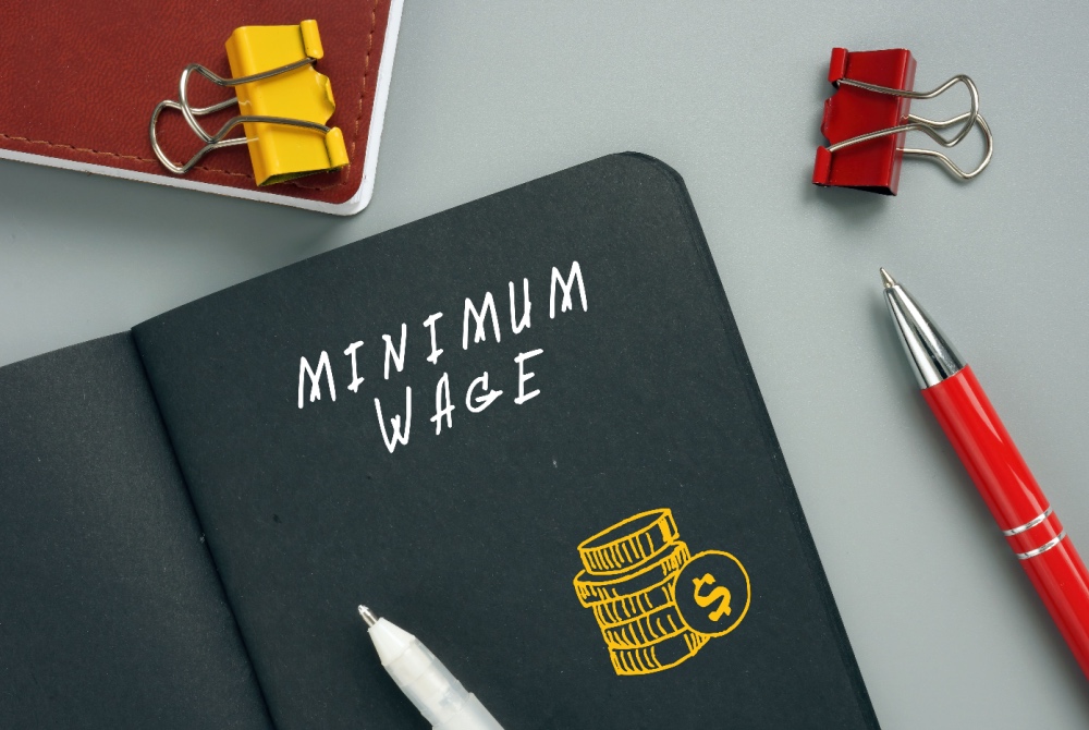 4 things to know about minimum wage laws in California